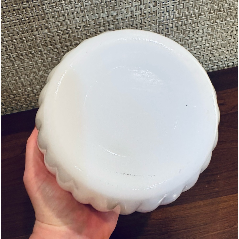 🌟HP🌟VTG 1950s Fenton White Milk Glass Ribbed Rose Bowl Vase - Picture 5 of 5